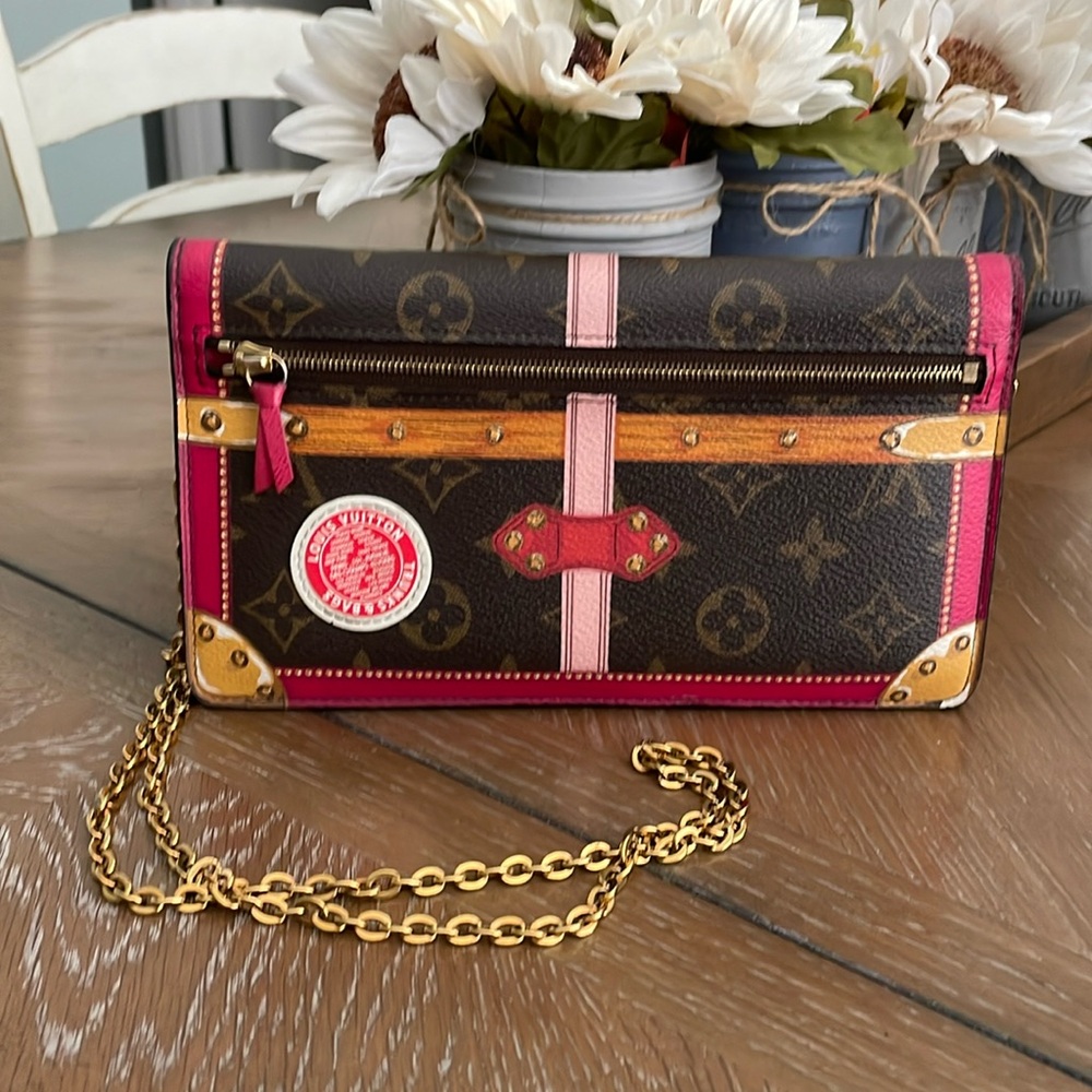 Louis Vuitton LV Monogram Summer Trunks Pochette Weekend with chain included EUC